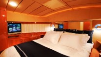 Alexandros Guest Cabin